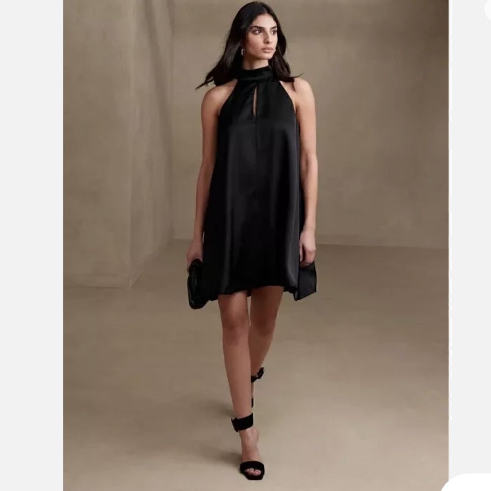 NWT BANANA REPUBLIC LILI SATIN MINI DRESS XS